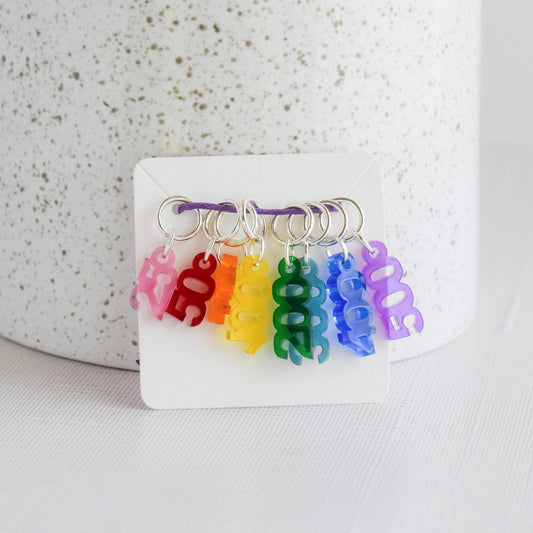 Set of 8 Laser Engraved Stitch Markers - Number Outlines - Rainbow