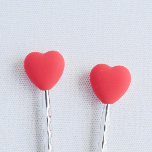 Heart Silicone Stitch Stoppers - Set of 2 - Knitting Needle Point Protectors, Stitch Holders, Needle Stoppers