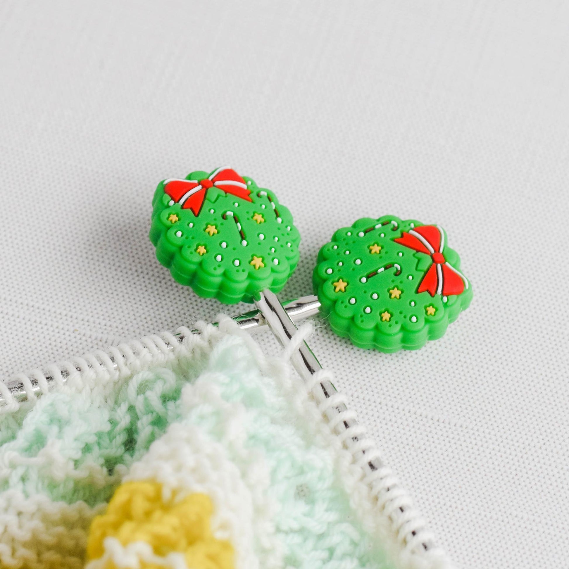 Christmas Wreath Silicone Stitch Stoppers - Set of 2 - Knitting Needle Point Protectors, Stitch Holders, Needle Stoppers