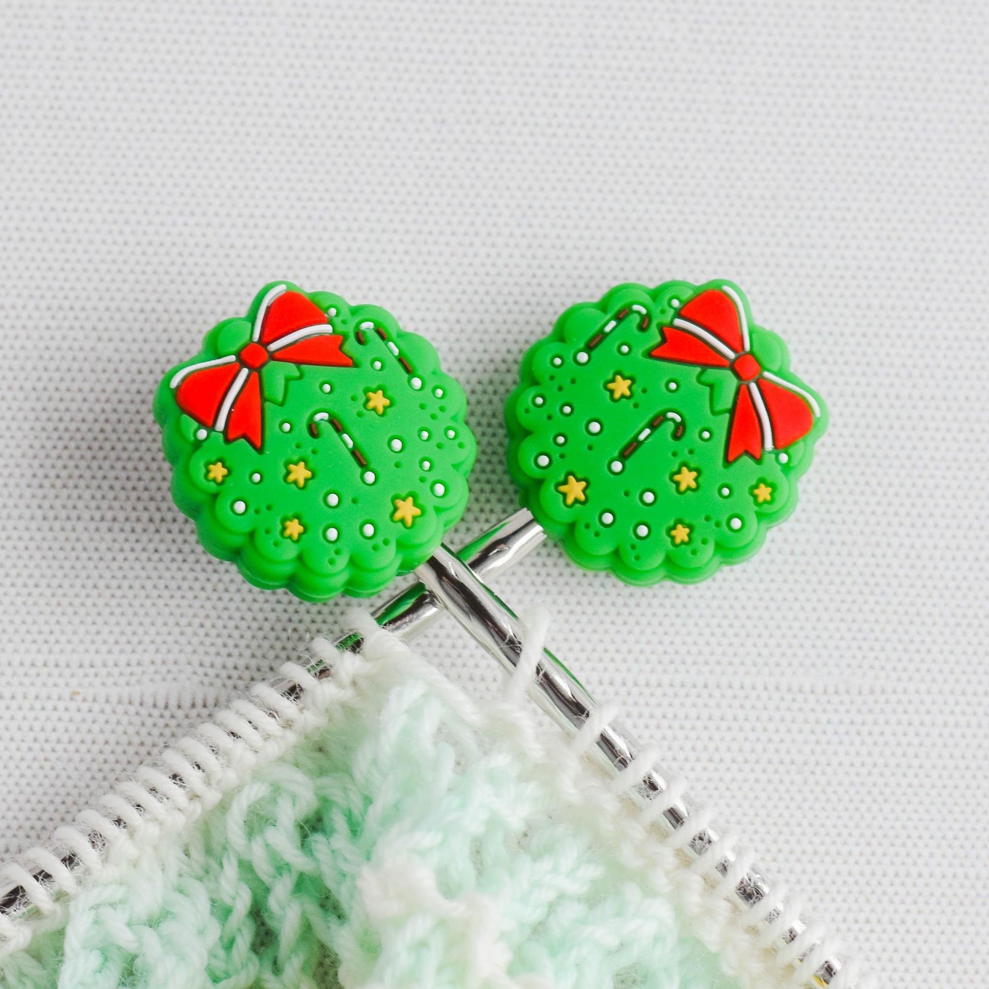 Christmas Wreath Silicone Stitch Stoppers - Set of 2 - Knitting Needle Point Protectors, Stitch Holders, Needle Stoppers