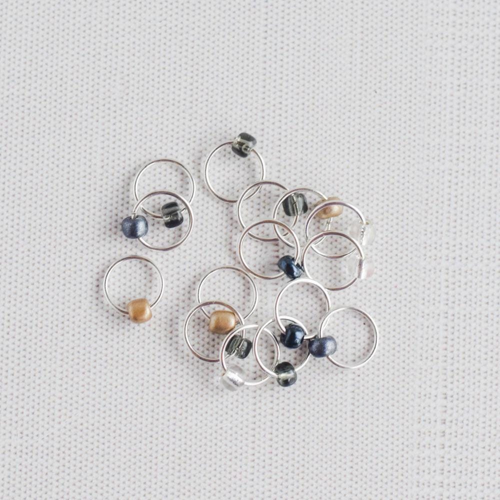 Set of 15 Snag Free Ring Stitch Markers, Beaded Stitch Markers Small Metal Stitch Markers - Neutrals