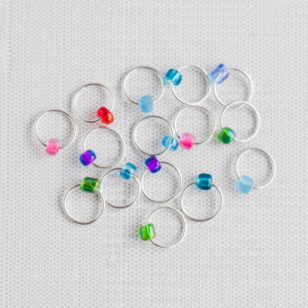Set of 15 Snag Free Ring Stitch Markers, Beaded Stitch Markers Small Metal Stitch Markers - Under the Sea
