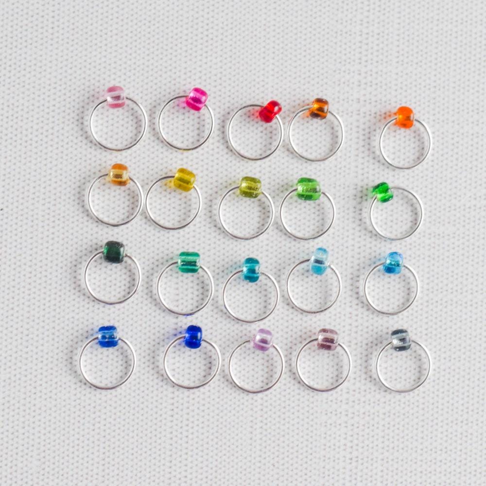 Set of 20 Snag Free Ring Stitch Markers, Beaded Stitch Markers Small Metal Stitch Markers - Rainbow