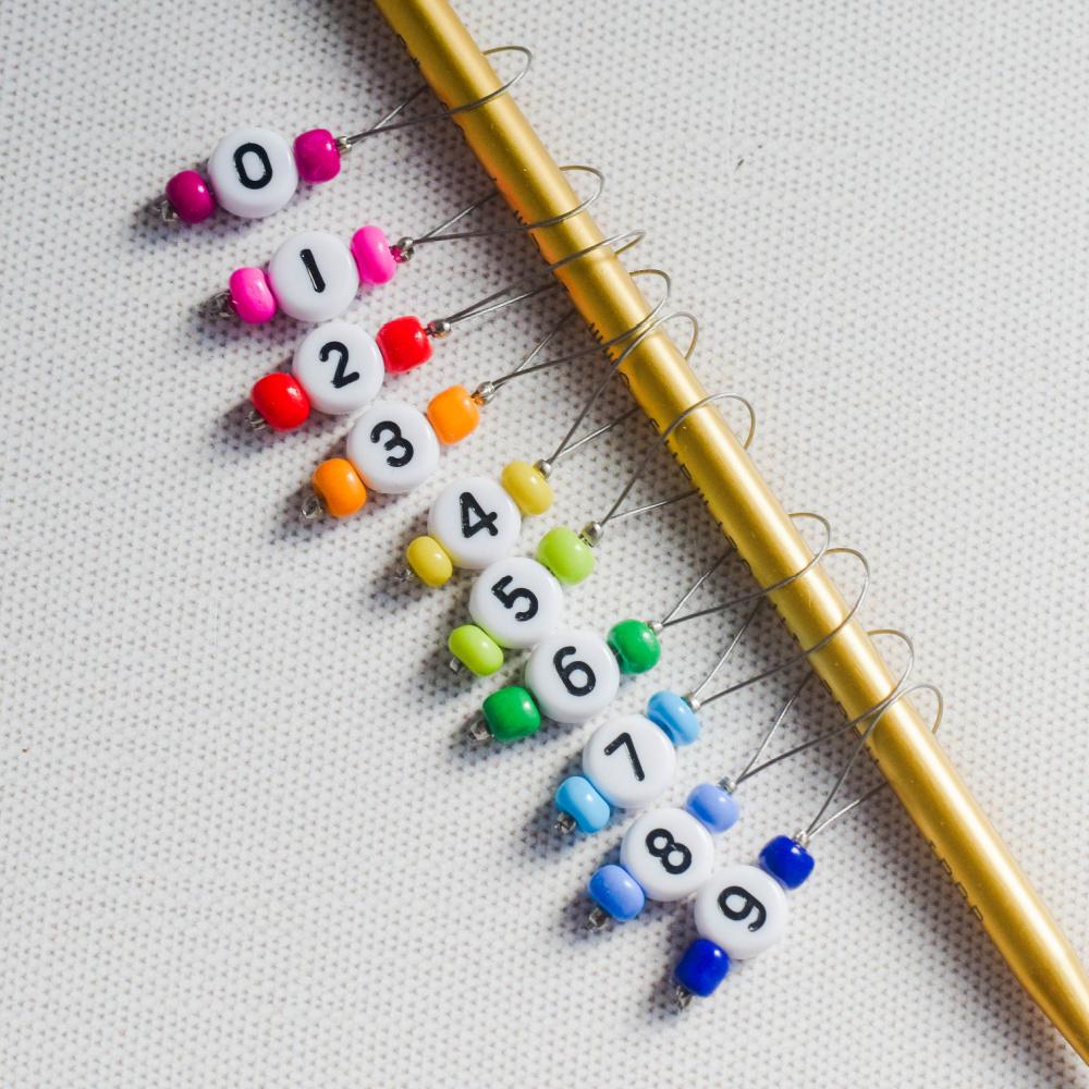 Set of 10 Stitch Markers - 0-9 Rainbow - Cast On Counting Numbers, Row Counter Stitch Markers, Snag Free Stitch Markers
