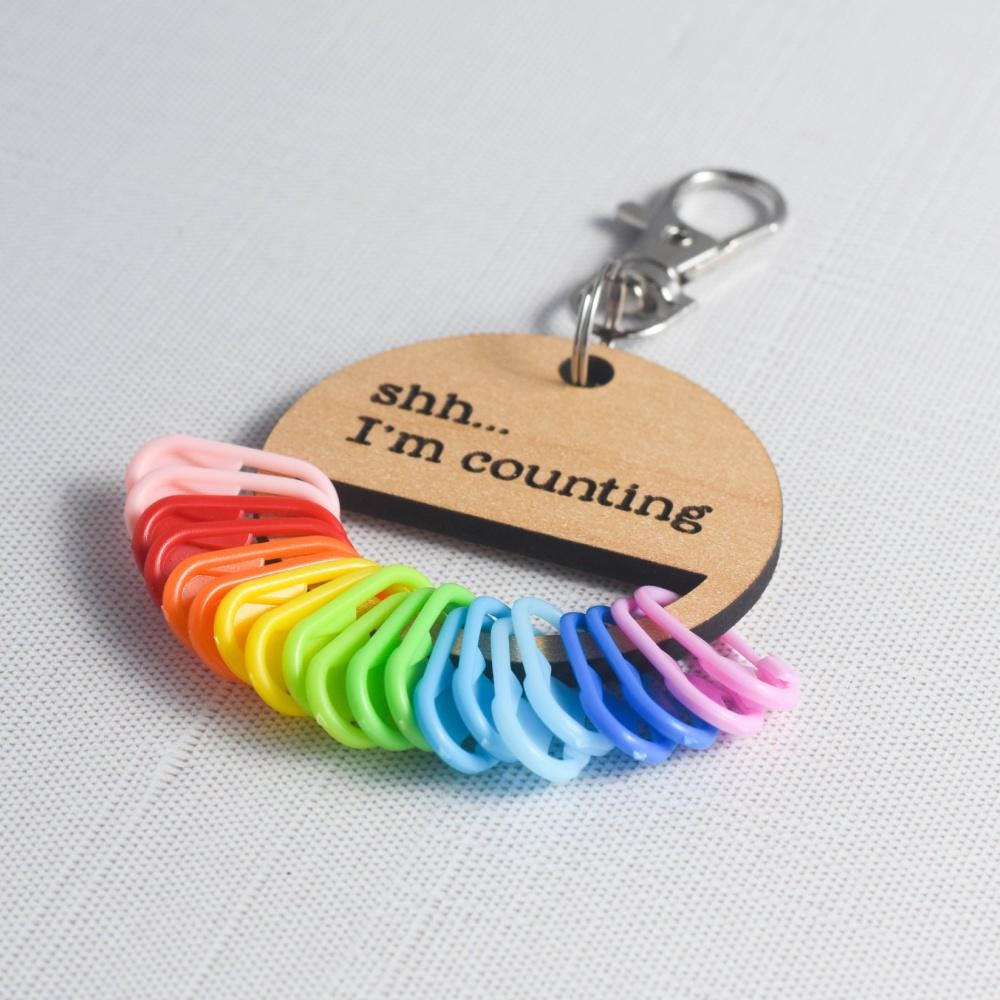 Set of 20 Locking Stitch Markers plus Holder, Stitch Marker Holder with Keychain, Stitch Marker organizer - I'm Counting