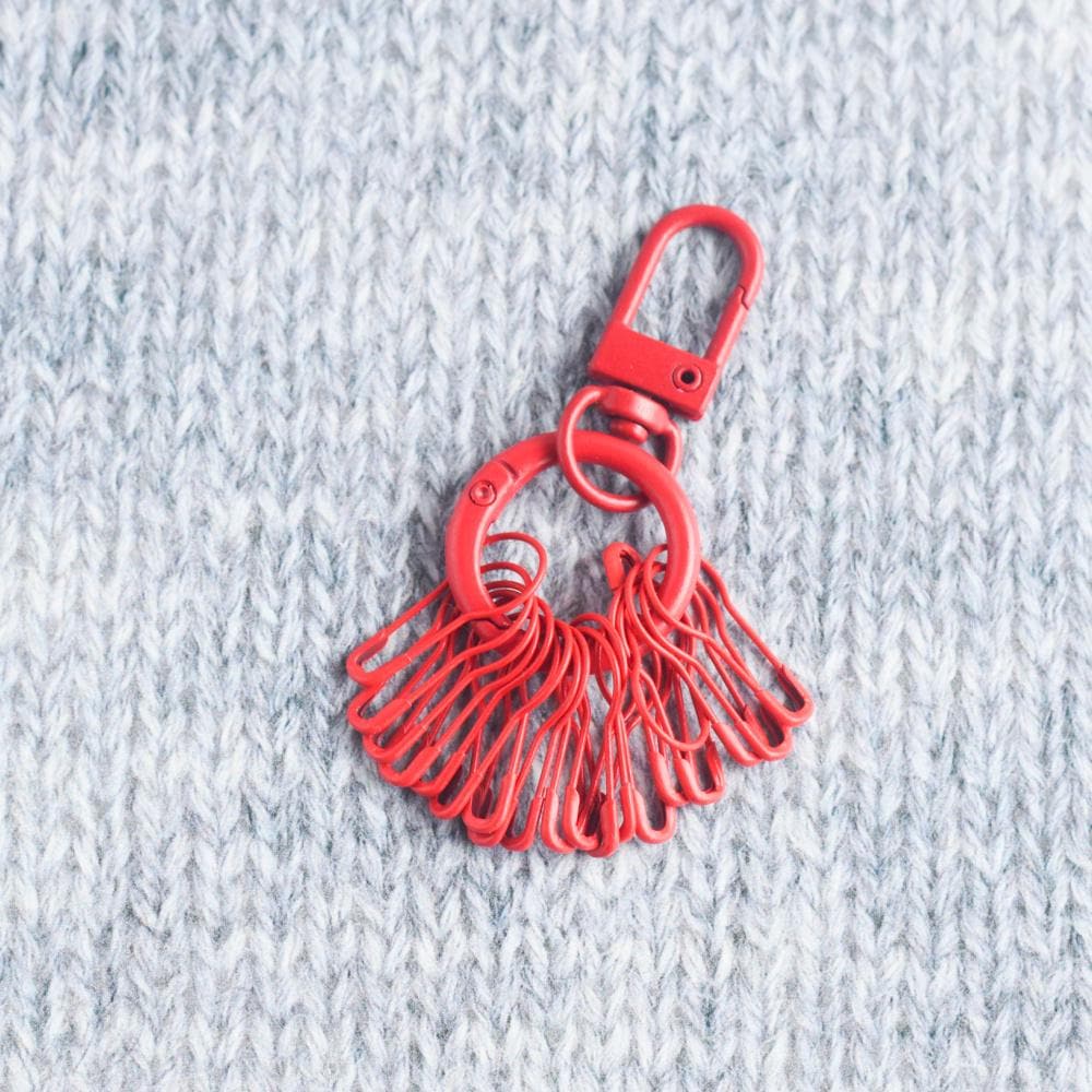 Stitch Marker Holder + 20 Bulb Pin Markers, Progress Keepers for Knitting / Crochet - Locking Stitch Markers