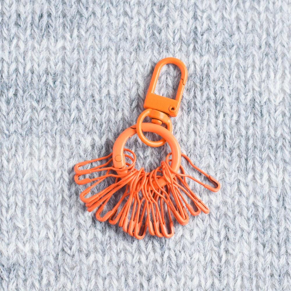 Stitch Marker Holder + 20 Bulb Pin Markers, Progress Keepers for Knitting / Crochet - Locking Stitch Markers