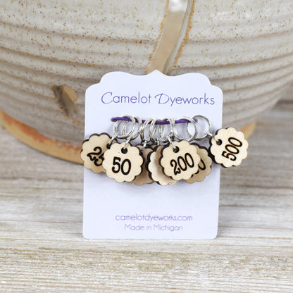 Set of 8 Laser Engraved Stitch Markers - Cast On Counting Numbers - Birch