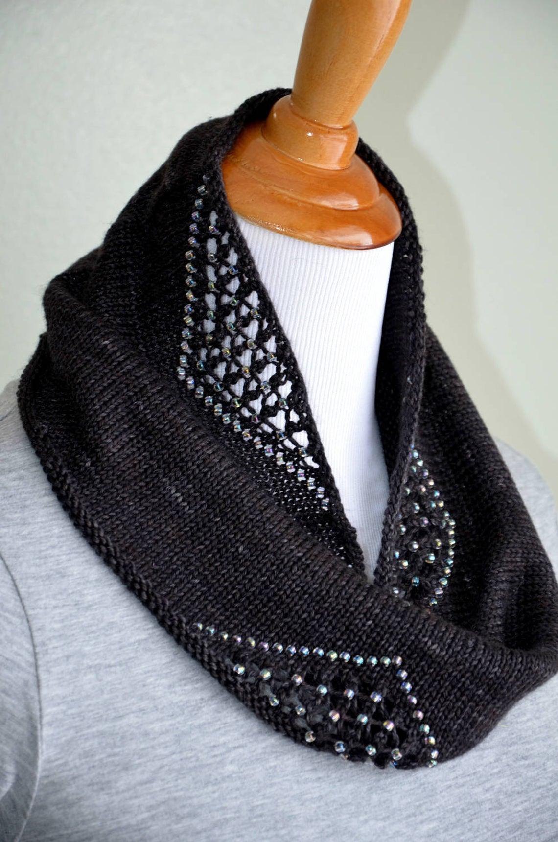 The TWILIGHT Cowl - PDF Knitting Pattern