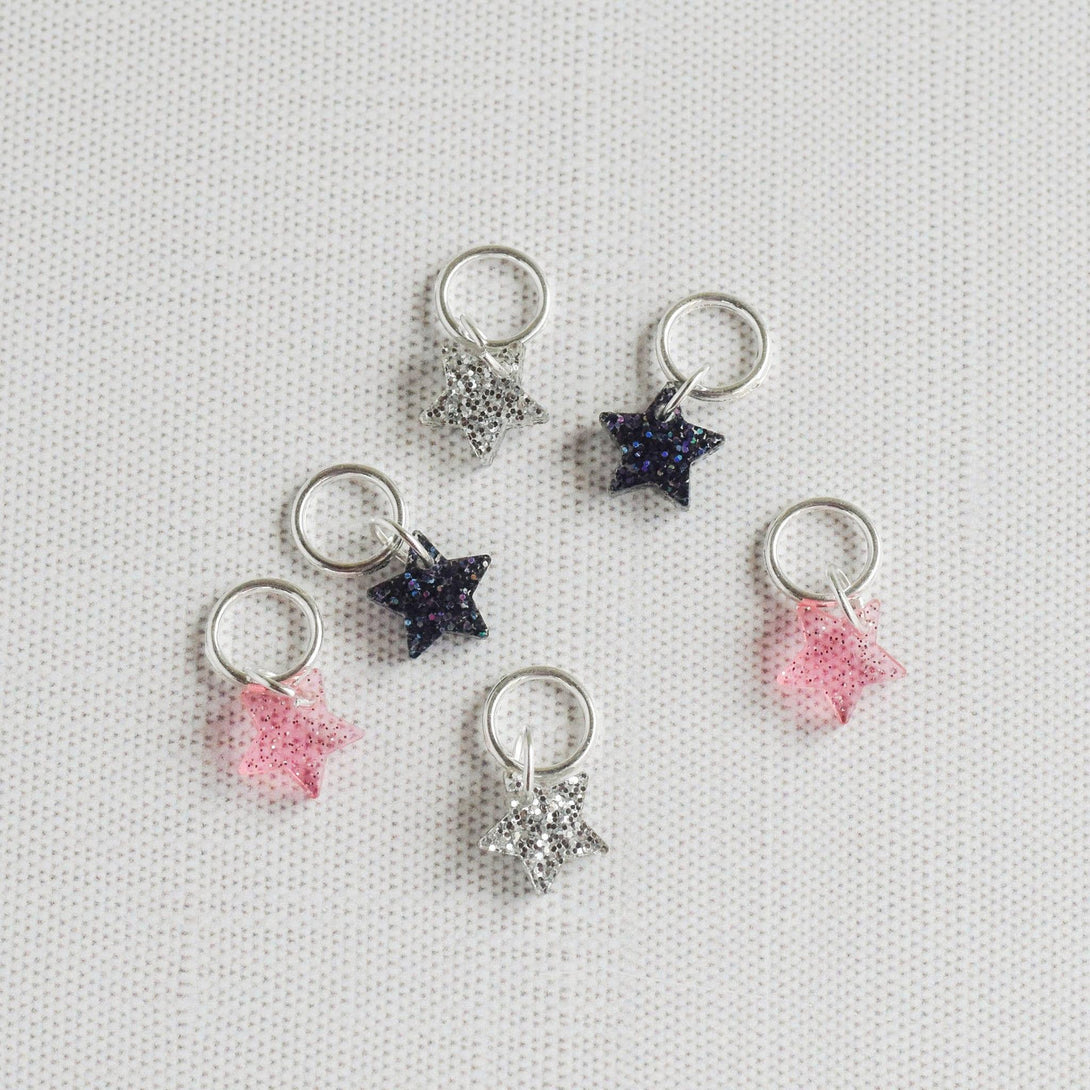 Set of 6 Tiny Stars Stitch Markers - Pink, Black, Silver Glitter - Laser Engraved Acrylic Stitch Markers, Star Acrylic Stitch Markers